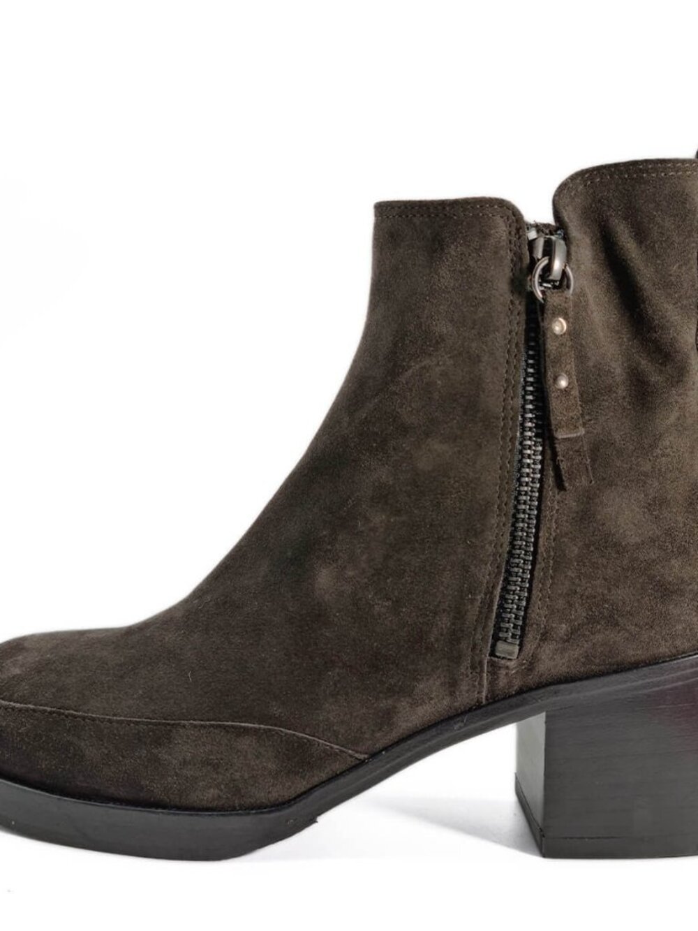 NWOT Homers Artisan Suede Ankle Heeled Booties size 6.5 $458